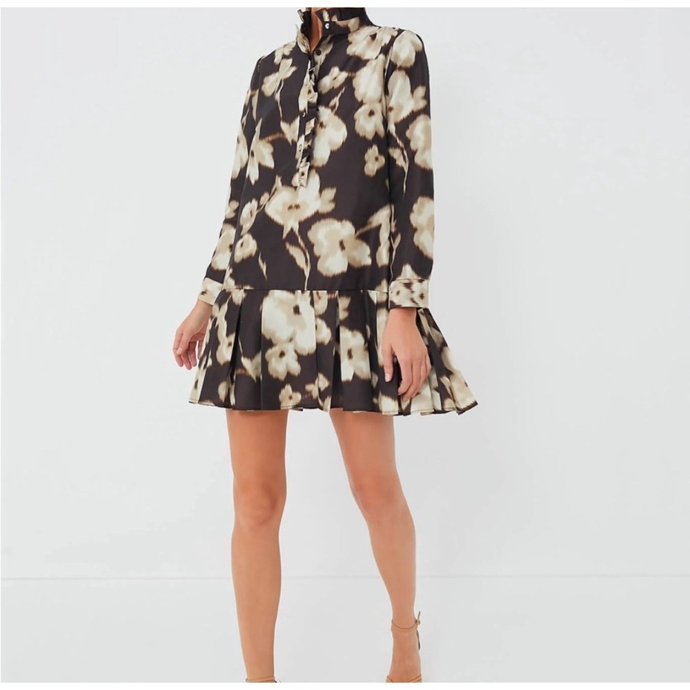 Tuckernuck Black and Cream Floral Long Sleeve Dress - Picture 2 of 13